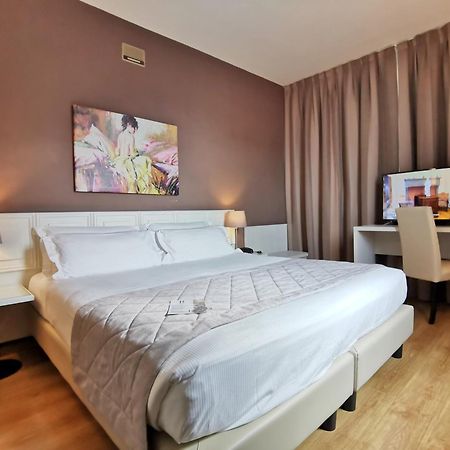 Hotel President Prato  Esterno foto
