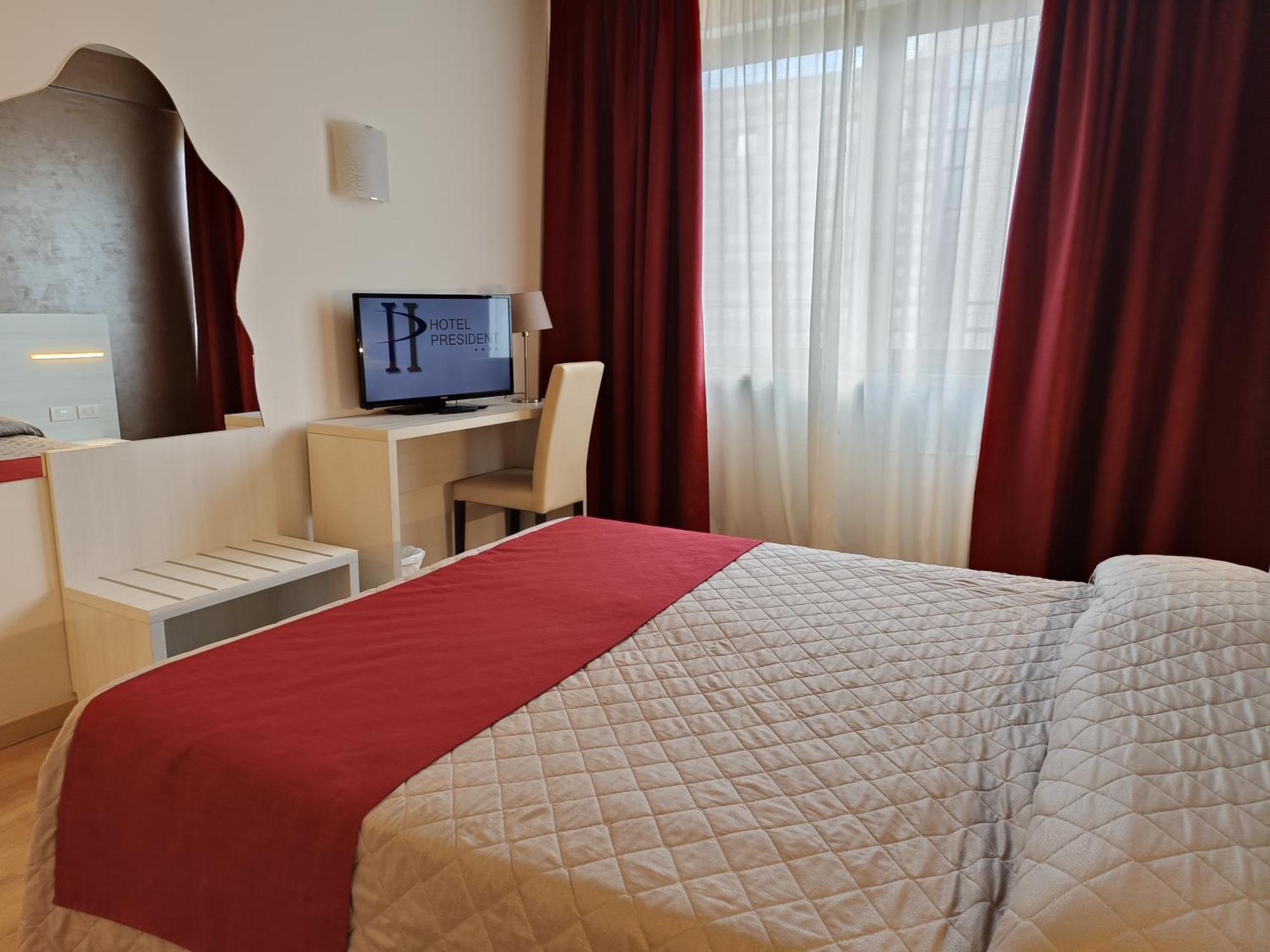 Hotel President Prato  Esterno foto