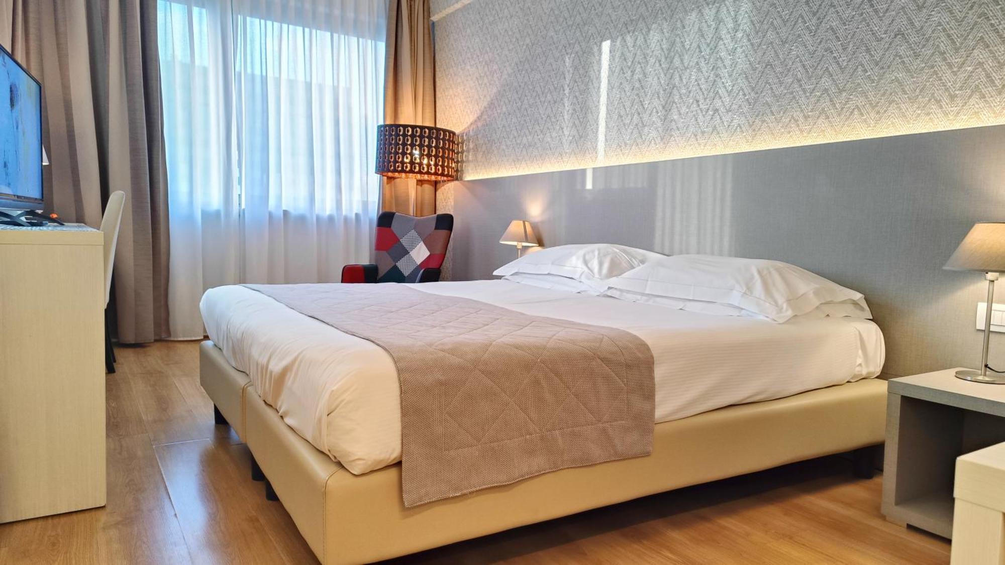 Hotel President Prato  Esterno foto
