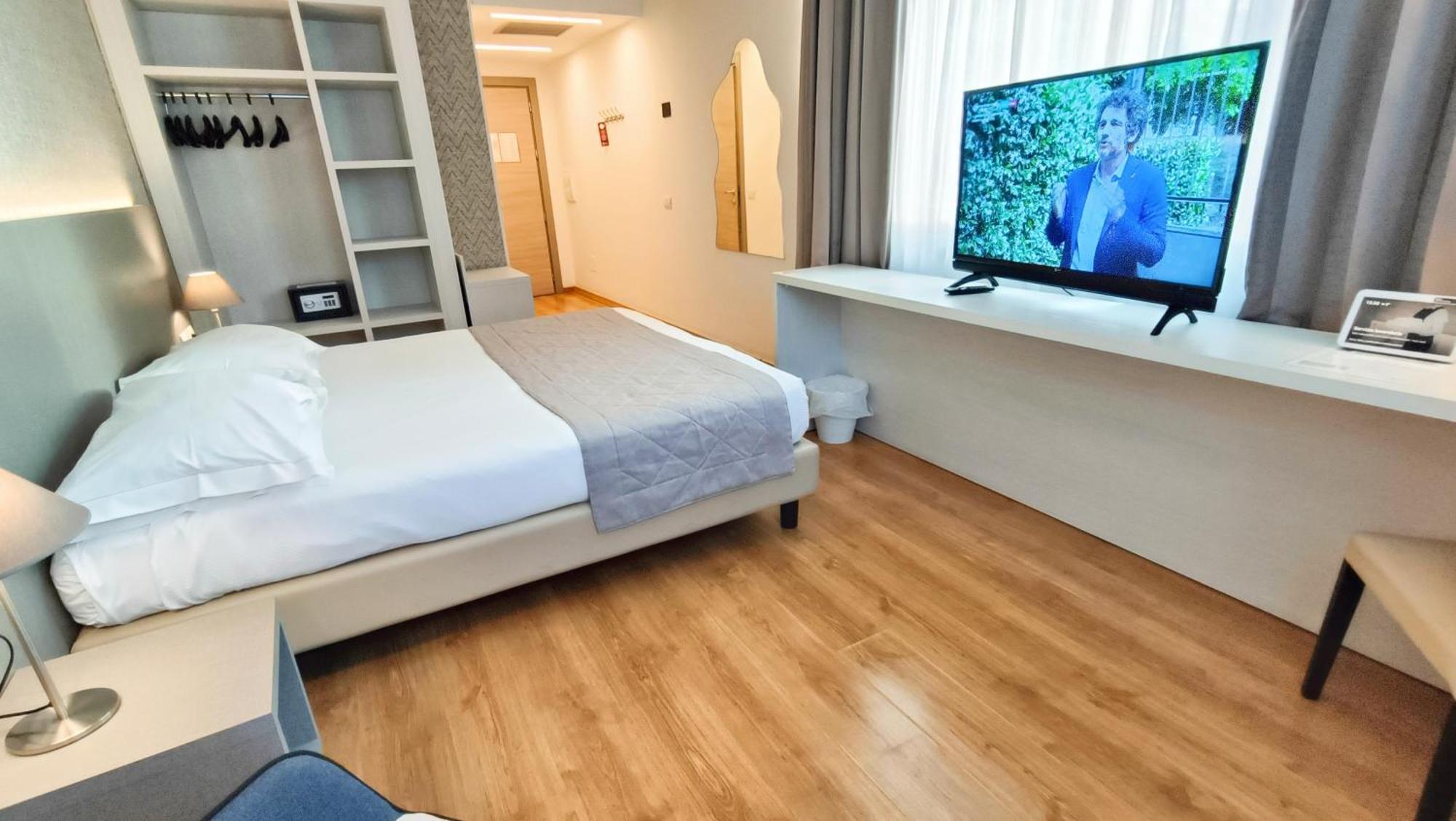 Hotel President Prato  Esterno foto
