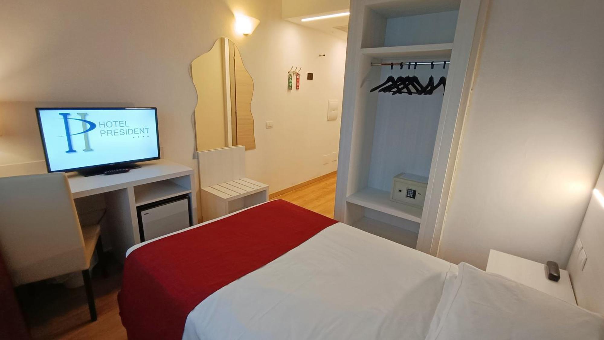 Hotel President Prato  Esterno foto