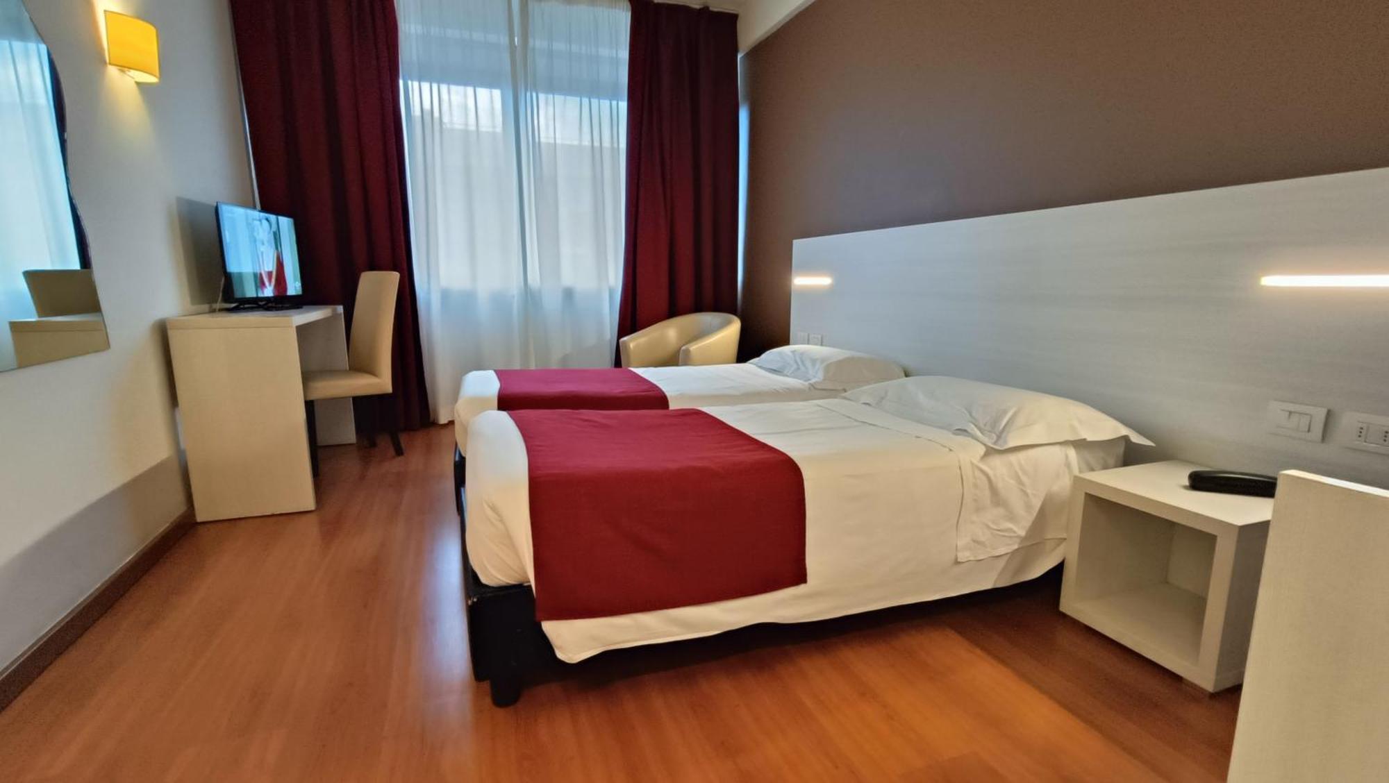 Hotel President Prato  Esterno foto