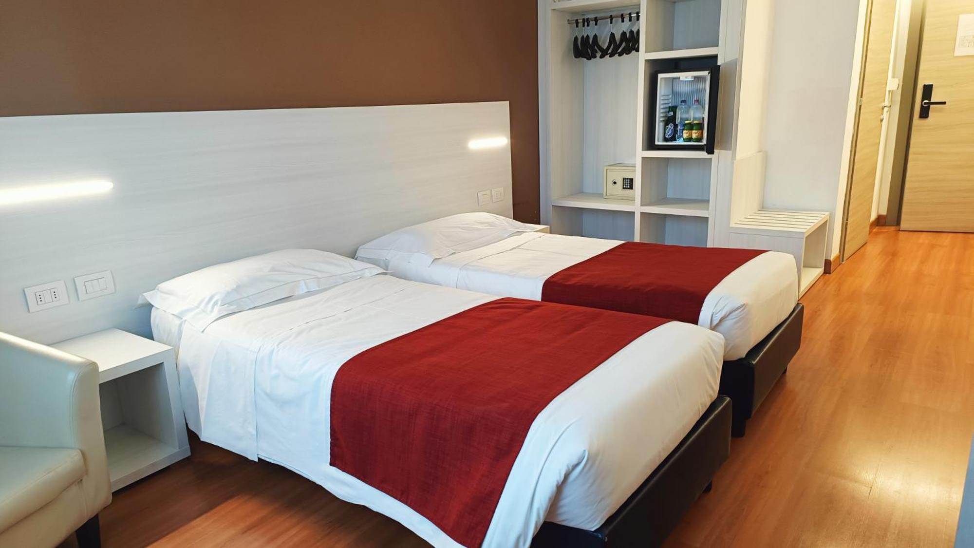 Hotel President Prato  Esterno foto