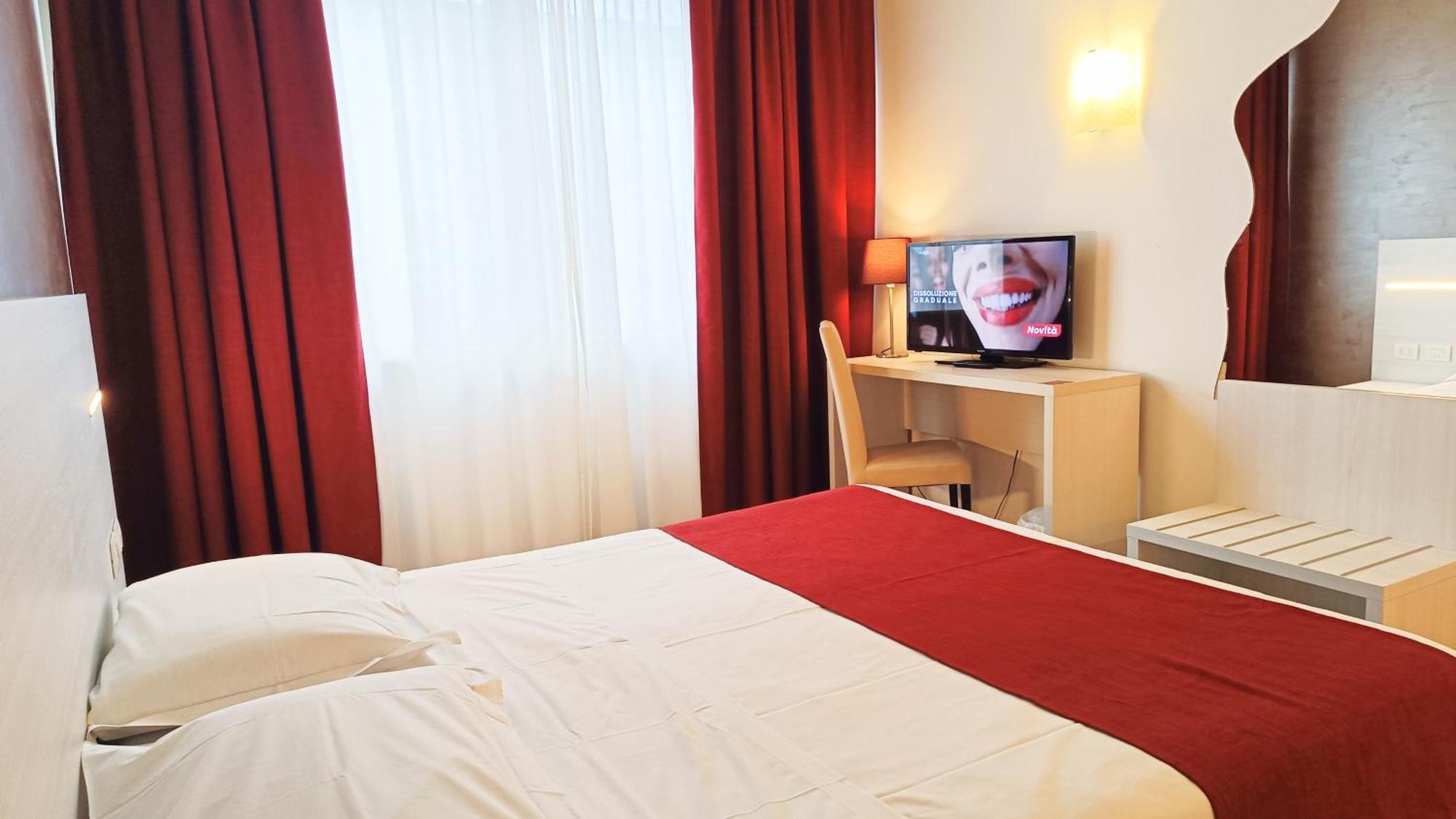 Hotel President Prato  Esterno foto
